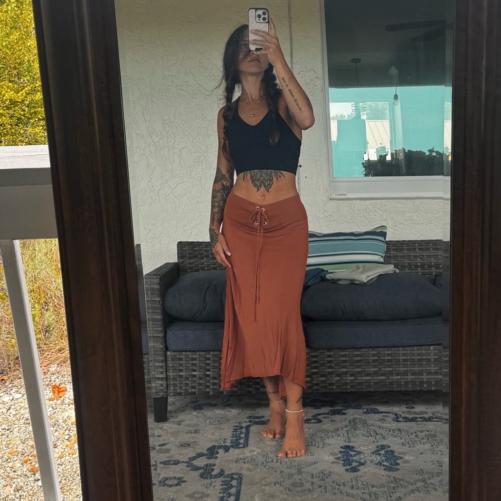 Flowy skirt